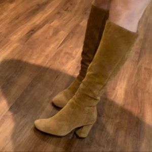 Pre-owned Banana Republic tall suede boots